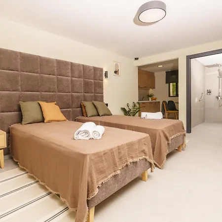 Marina 38 Pensionat