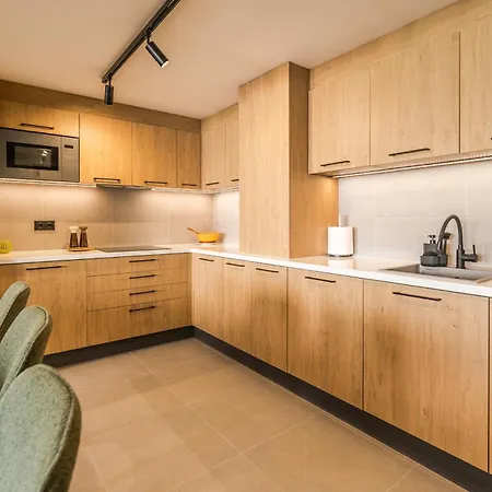 Marina 38 بيت ضيافة دينايا