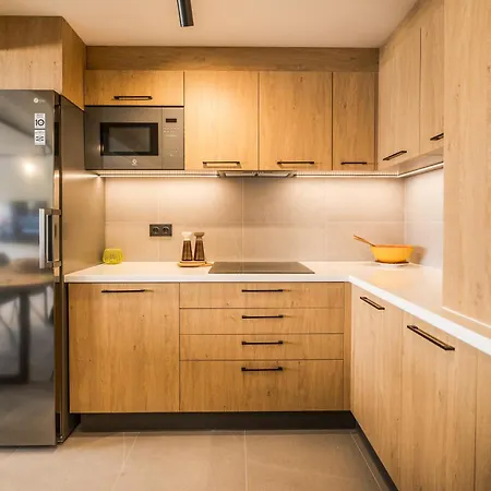 Marina 38 Pensión 4*