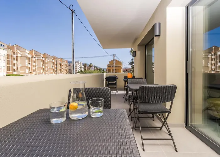 Marina 38 Gæstehus Dénia