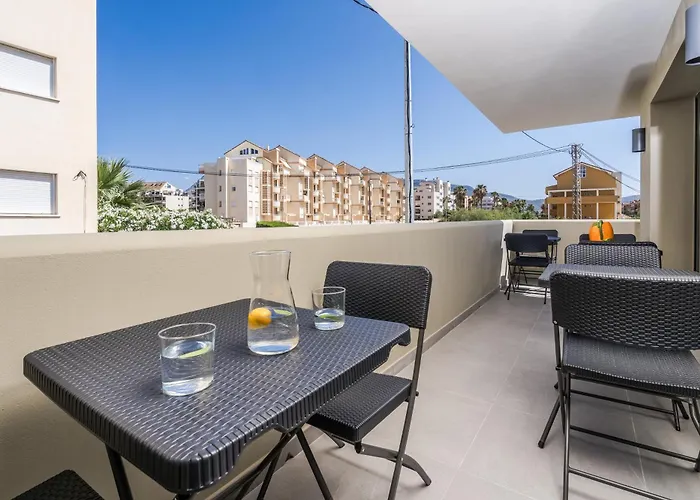 Marina 38 Gæstehus Dénia